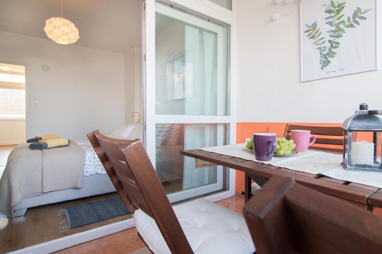 Harbour-Apartment With Sea View And Parking Spot Pula Luaran gambar